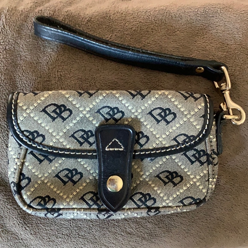 Dooney and Bourke wristlet